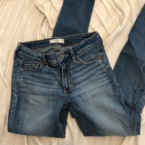 Abercrombie & Fitch Skinny Jeans Size 24